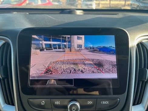 Used 2023 Chevrolet Malibu LT FWD image 26