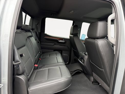 Used 2023 GMC Sierra 1500 Denali w/ Technology Package image 18