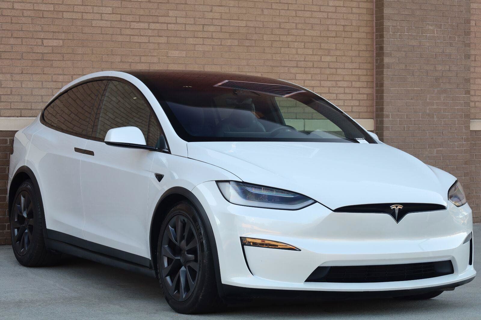 Used 2023 Tesla Model X AWD/4WD image 10