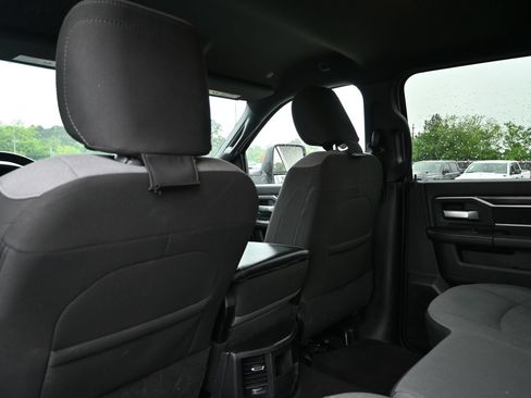 Used 2024 RAM 2500 Big Horn AWD/4WD image 23