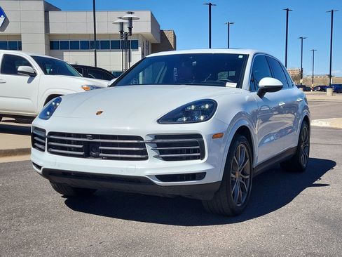 Used 2023 Porsche Cayenne S w/ Premium Package Plus AWD/4WD image 8