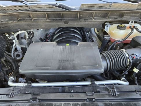 Used 2024 GMC Sierra 1500 AT4 w/ Technology Package AWD/4WD image 29