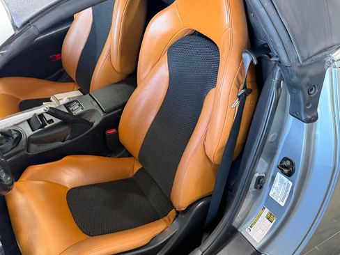 Used 2004 Nissan 350Z Touring RWD image 6