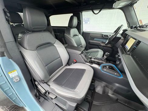 Used 2021 Ford Bronco Black Diamond w/ Sasquatch Package image 27