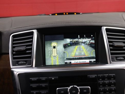 Used 2013 Mercedes-Benz GL 550 4MATIC image 71