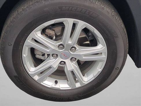Certified 2024 GMC Terrain SLE w/ Driver Convenience Package FWD image 23