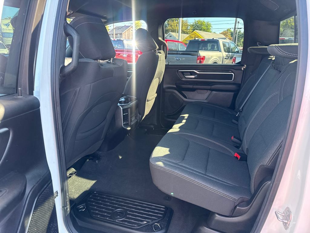 Used 2023 RAM 1500 Big Horn AWD/4WD image 18