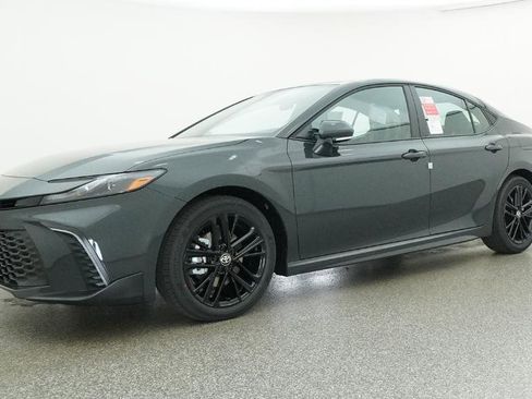 New 2026 Toyota Camry SE FWD image 20