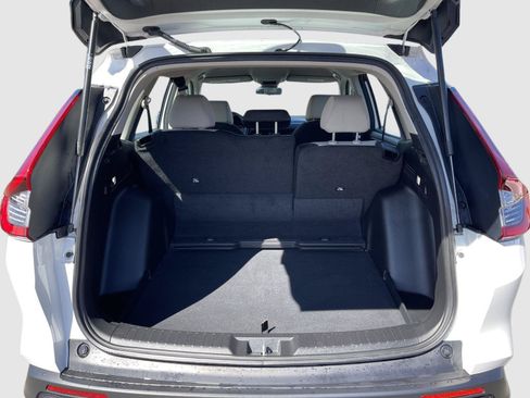 Used 2024 Honda CR-V LX image 15