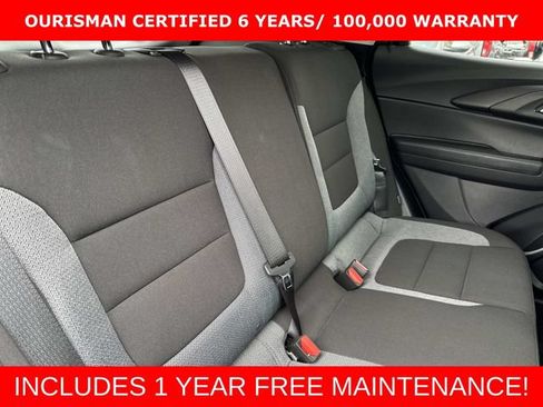 Used 2024 Chevrolet TrailBlazer LT w/ LT Cold Weather Package AWD/4WD image 13