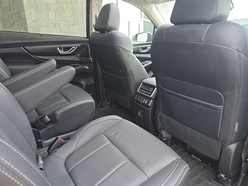 Used 2023 Subaru Ascent Limited w/ Technology Package image 14