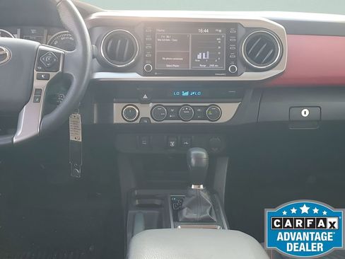 Used 2022 Toyota Tacoma SR5 image 28