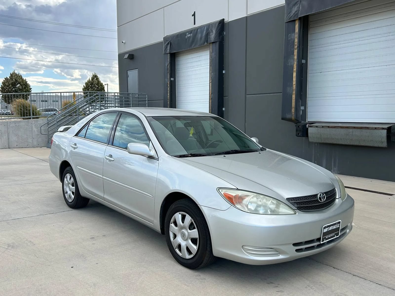 Used 2004 Toyota Camry LE FWD image 7