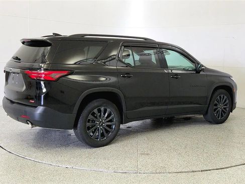 Used 2023 Chevrolet Traverse RS AWD/4WD image 7