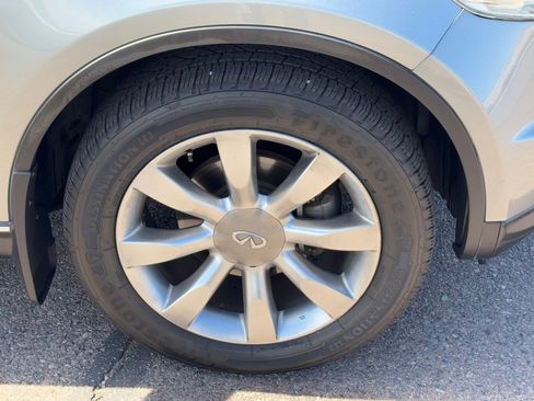 Used 2004 INFINITI FX45 AWD w/ Technology Pkg image 8