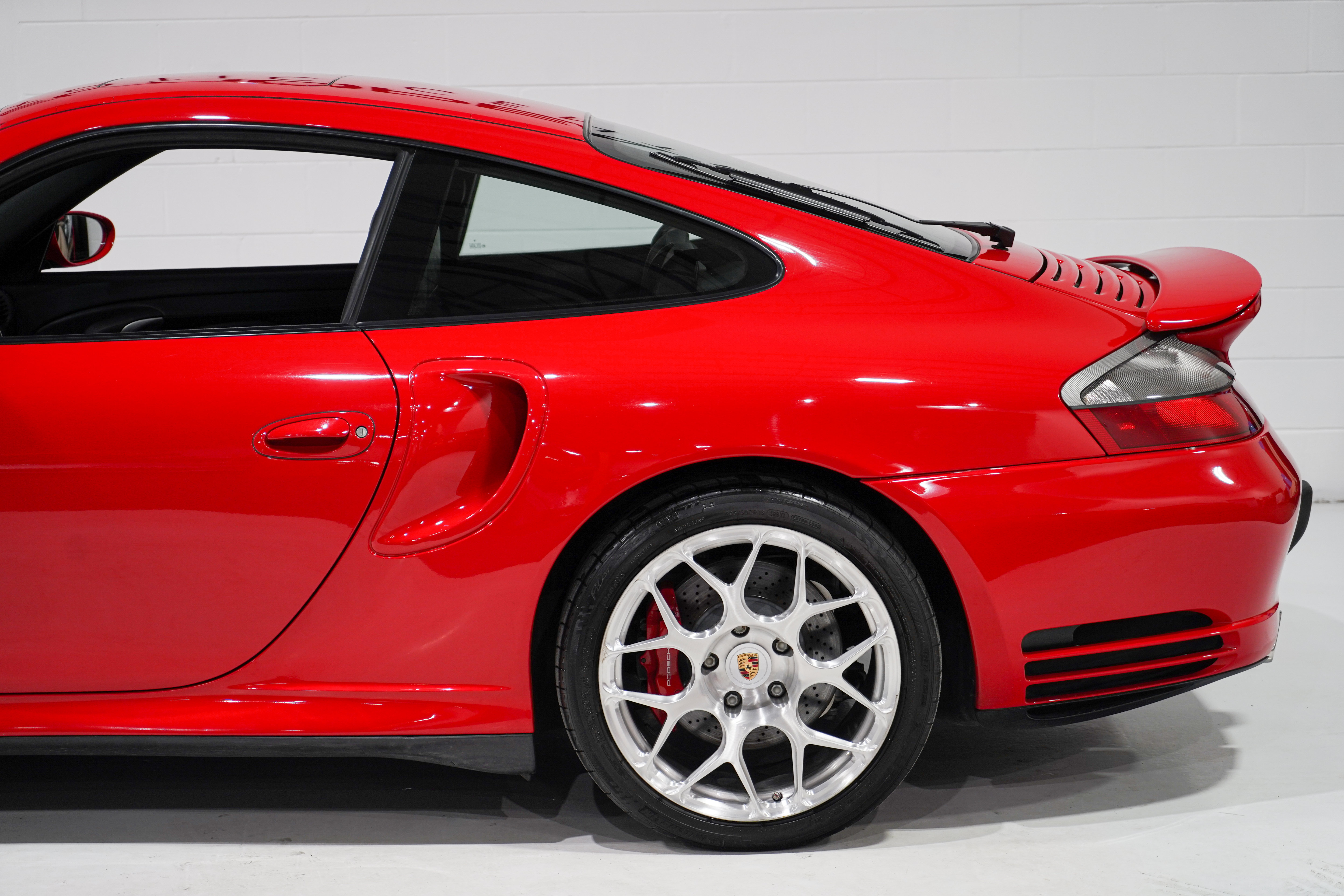 Used 2003 Porsche 911 Turbo AWD/4WD image 32