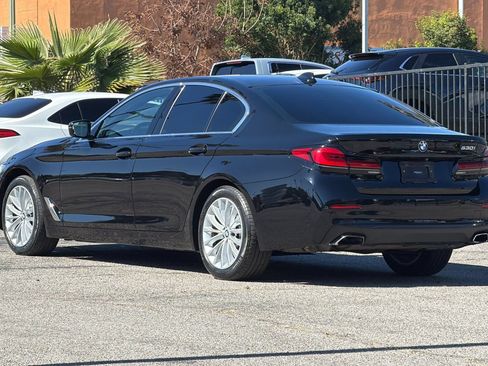 Used 2021 BMW 530i w/ Convenience Package RWD image 6
