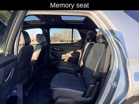 Certified 2023 Chevrolet Traverse Premier w/ Redline Edition image 9
