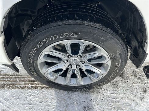 Used 2023 RAM 1500 Laramie image 12