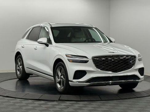 Used 2026 Genesis GV70 2.5T Select image 5