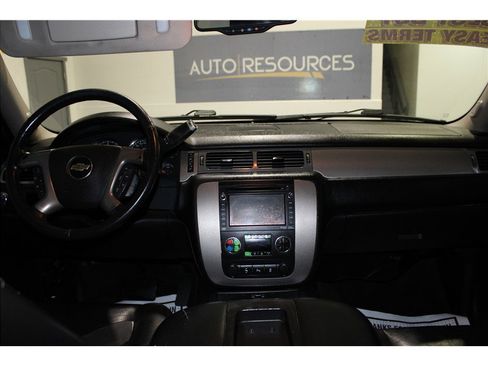Used 2013 Chevrolet Tahoe LTZ image 14
