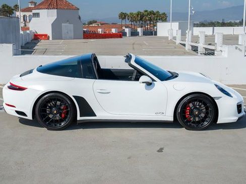 Used 2019 Porsche 911 Targa 4 GTS AWD/4WD image 19