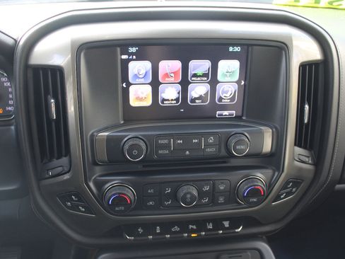 Used 2019 Chevrolet Silverado 2500 High Country w/ Duramax Plus Package image 21