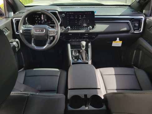 New 2026 GMC Canyon Elevation w/ Convenience Package RWD image 15