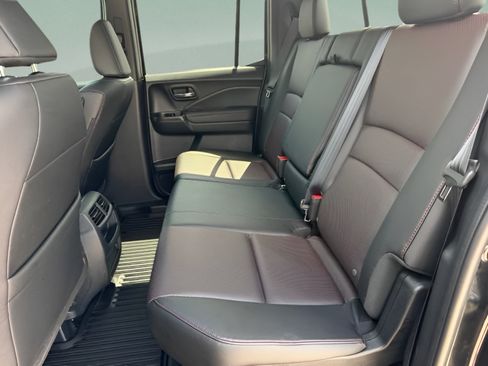 Used 2023 Honda Ridgeline Black Edition image 22