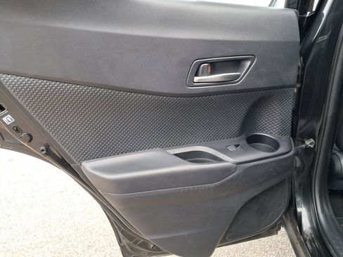 Used 2020 Toyota C-HR LE image 12