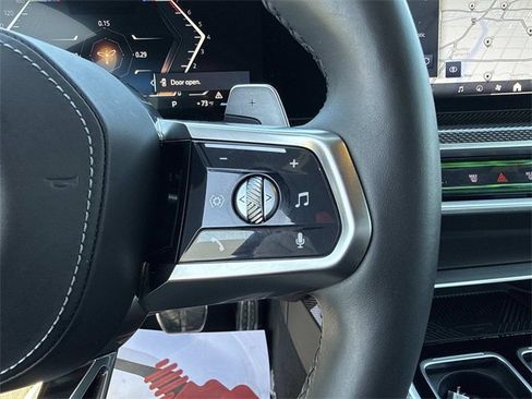 Used 2023 BMW 760i xDrive image 25