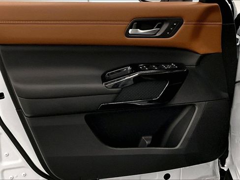 New 2026 Nissan Pathfinder Platinum AWD/4WD image 67