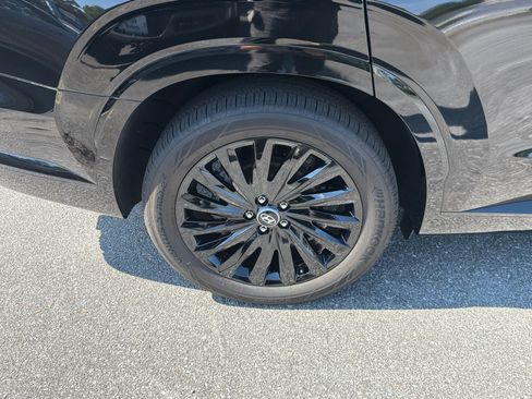 Certified 2025 Hyundai Palisade Calligraphy AWD/4WD image 18