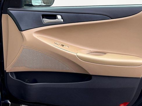 Used 2013 Hyundai Sonata GLS image 27