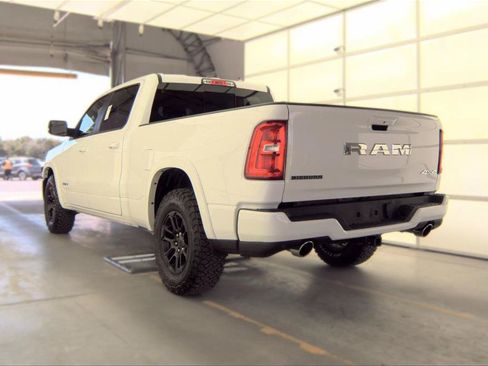 Used 2025 RAM 1500 Big Horn AWD/4WD image 11