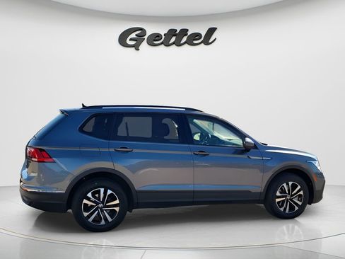 Used 2023 Volkswagen Tiguan S image 4