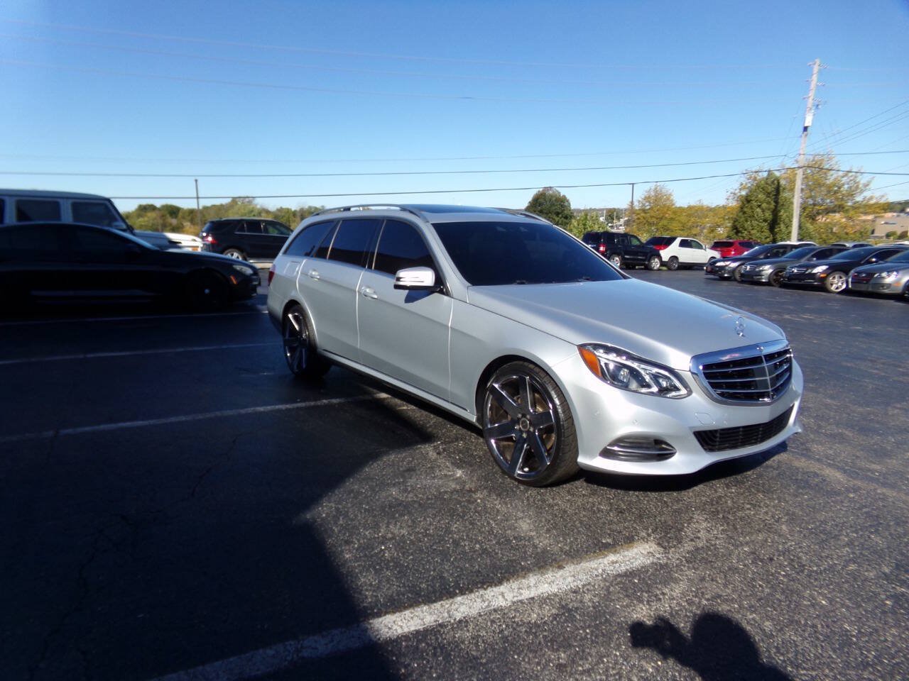 Used 2016 Mercedes-Benz E 350 4MATIC Wagon image 5