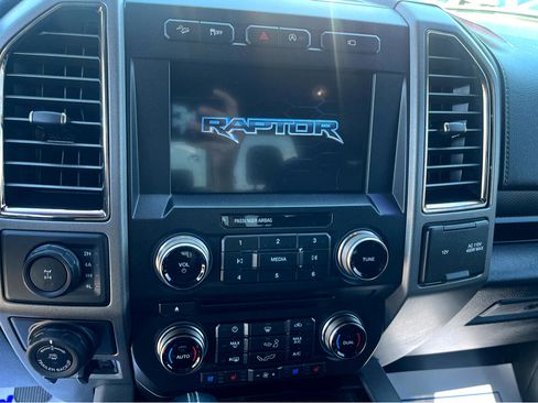 Used 2017 Ford F150 Raptor w/ Equipment Group 802A Luxury image 11