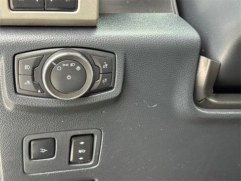 Used 2022 Ford F450 Lariat w/ Lariat Ultimate Package image 23