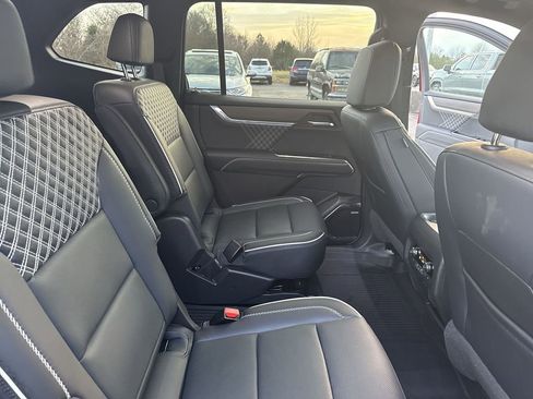 Certified 2024 GMC Acadia Denali w/ Super Cruise Package image 34