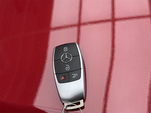 Used 2023 Mercedes-Benz EQB 350 4MATIC SUV w/ Exclusive Package image 62