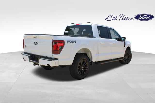 New 2026 Ford F150 XLT w/ Equipment Group 302A MID AWD/4WD image 3
