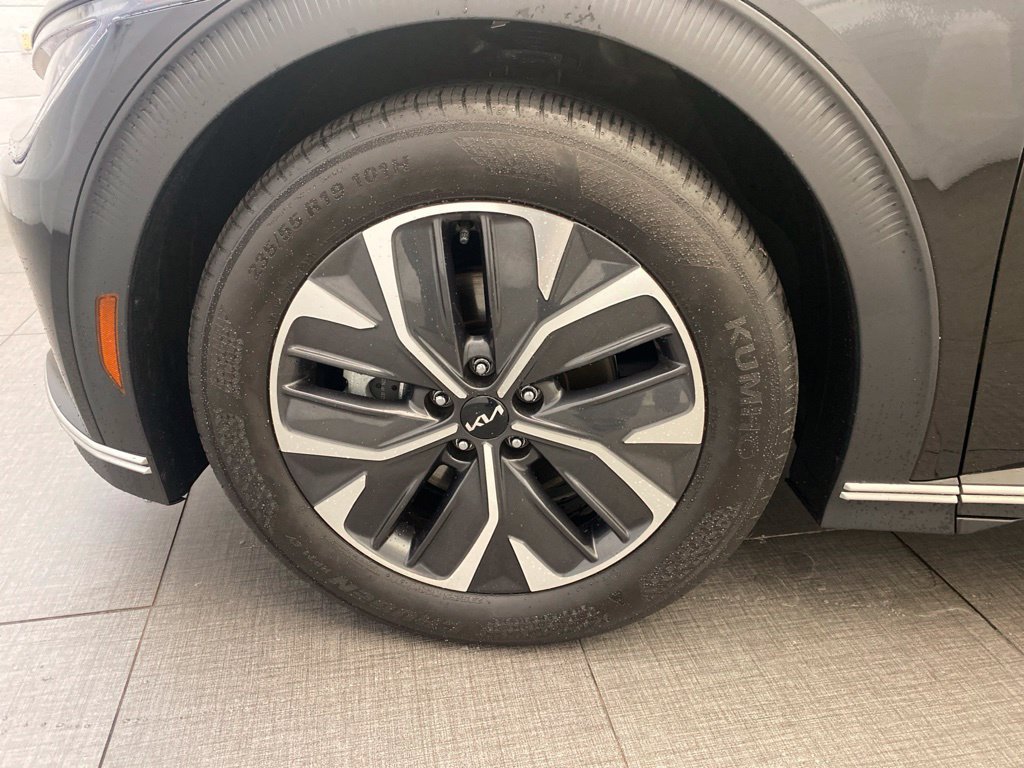 Used 2024 Kia EV6 Light AWD/4WD image 9