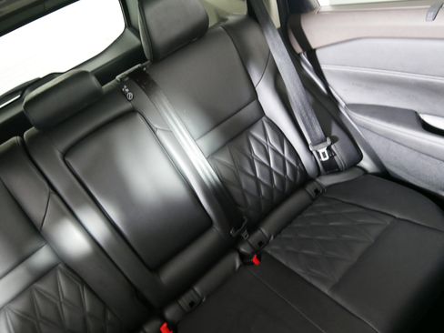Used 2021 Nissan Rogue Platinum AWD/4WD image 14