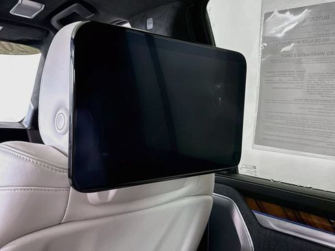 Used 2026 Cadillac Escalade ESV Platinum Sport w/ LPO, Floor Liner Package AWD/4WD image 27