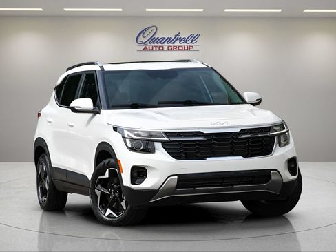 Used 2024 Kia Seltos EX AWD/4WD image 1