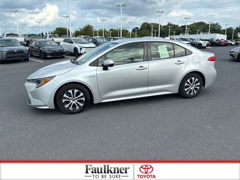 Used 2021 Toyota Corolla LE w/ Carpet Mat Package (TMS) FWD image 16