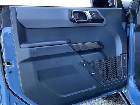 Used 2024 Ford Bronco Black Diamond image 14