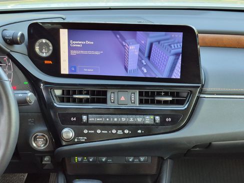Used 2023 Lexus ES 300h w/ Premium Package FWD image 19