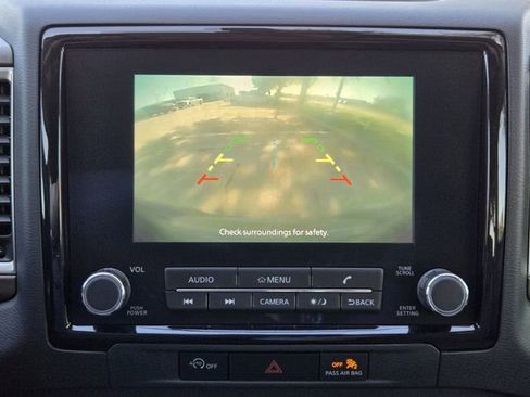 Used 2023 Nissan Frontier SV w/ SV Convenience Package image 19